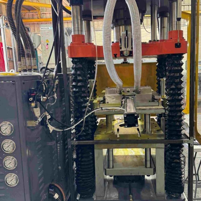 MetalPress-Powder-Compaction-Press-MPC-SV-Assembly-04