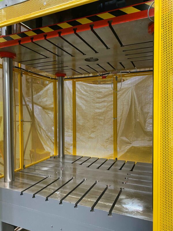 MetalPtess Machinery - 75-ton 4-Post Press - design and engineering-05 (1)